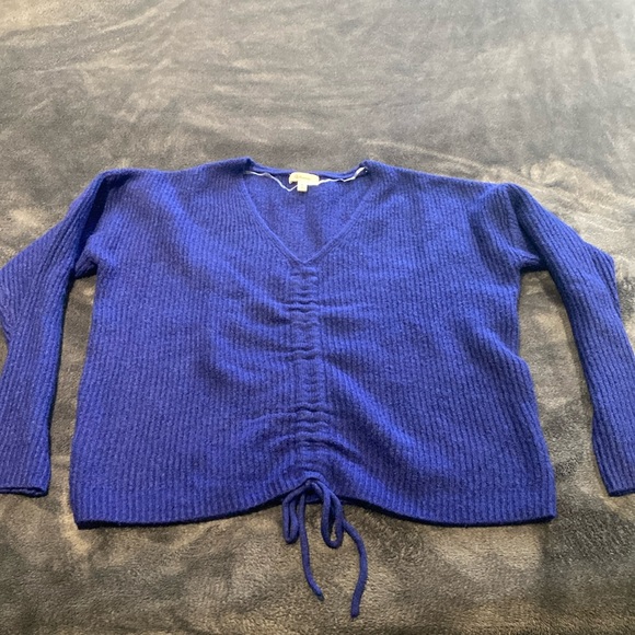 BNWOT sweater - Picture 1 of 3